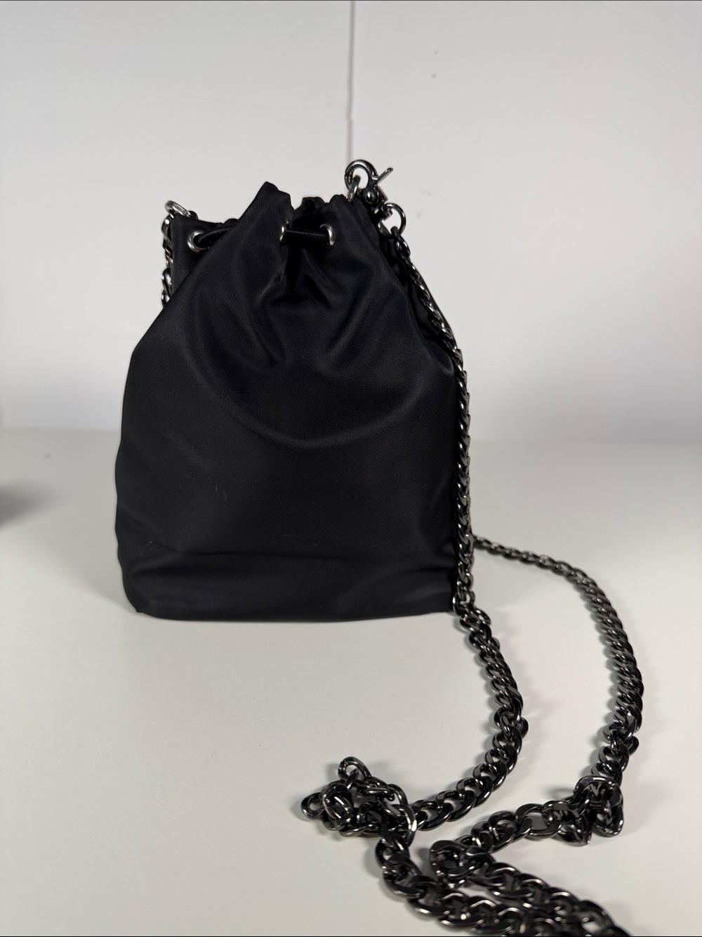 Black Drawstring Chain Crossbody Bag - Unbranded
